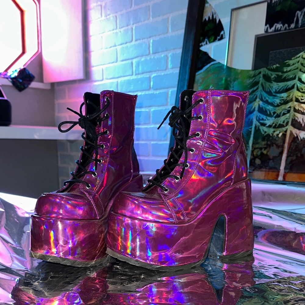 Demonia Holographic Purple Platform Boots - Picture 2 of 2